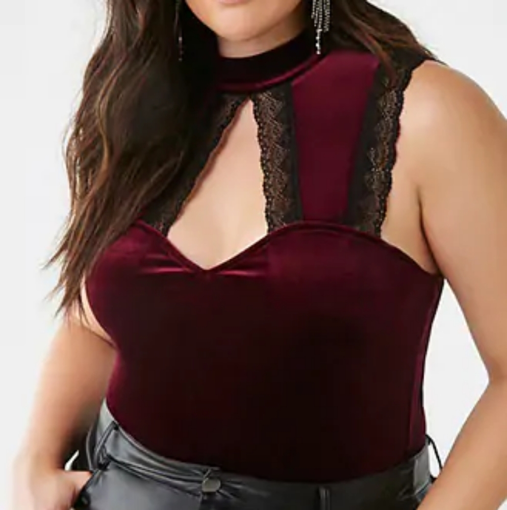 🌺2/$25🌺 Velvet and Lace Bodysuit with Choker